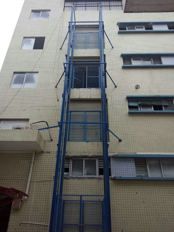 導(dǎo)軌式升降機(jī) 導(dǎo)軌式升降機(jī)